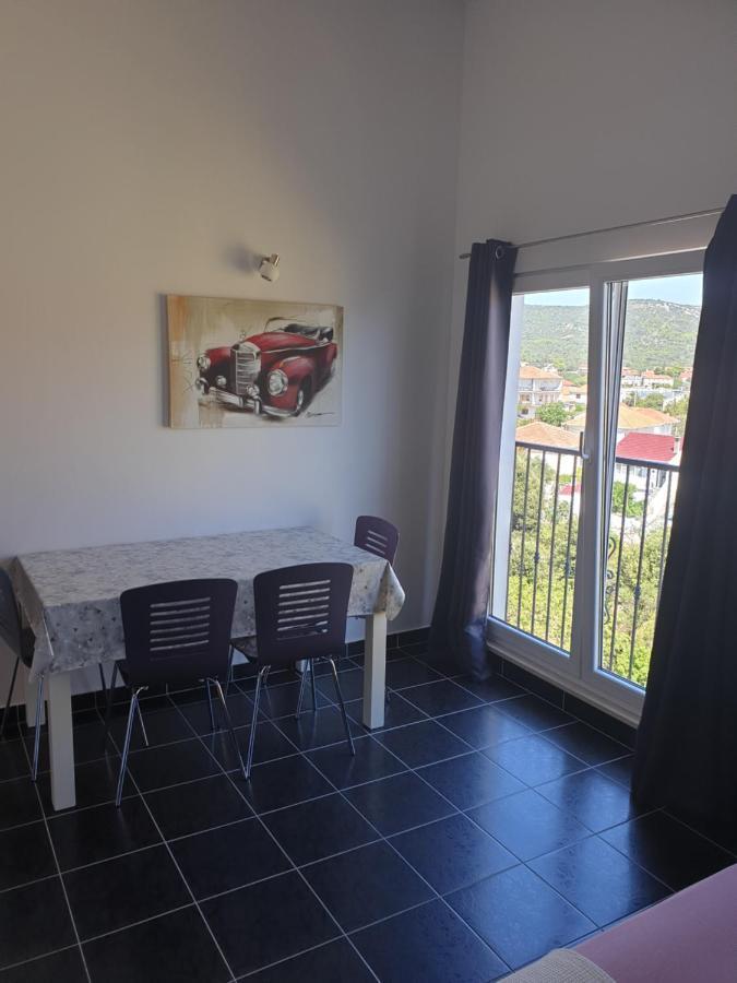 Apartments Zdenka Винишче Экстерьер фото