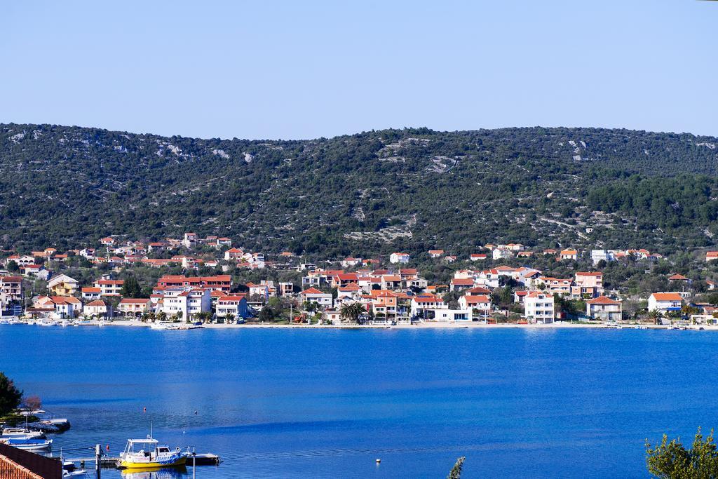 Apartments Zdenka Винишче Экстерьер фото
